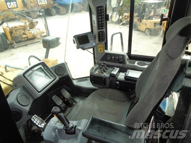 CAT 972 K Incarcator pe pneuri