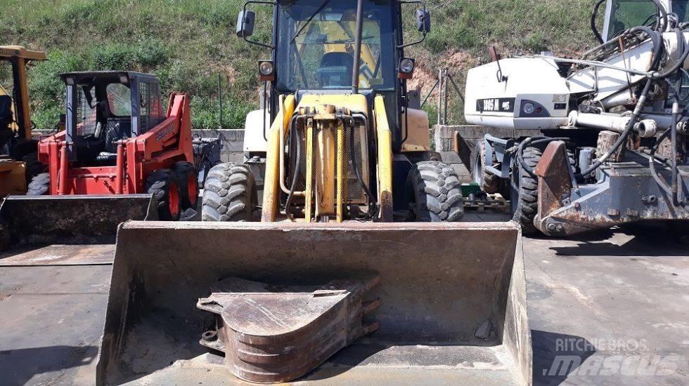 Fermec 860 Buldoexcavatoare