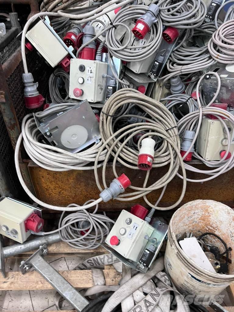 Geda 300 Z-ZP Platforme autoridicatoare