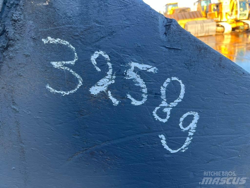 CAT 980 Bucket Pistoane