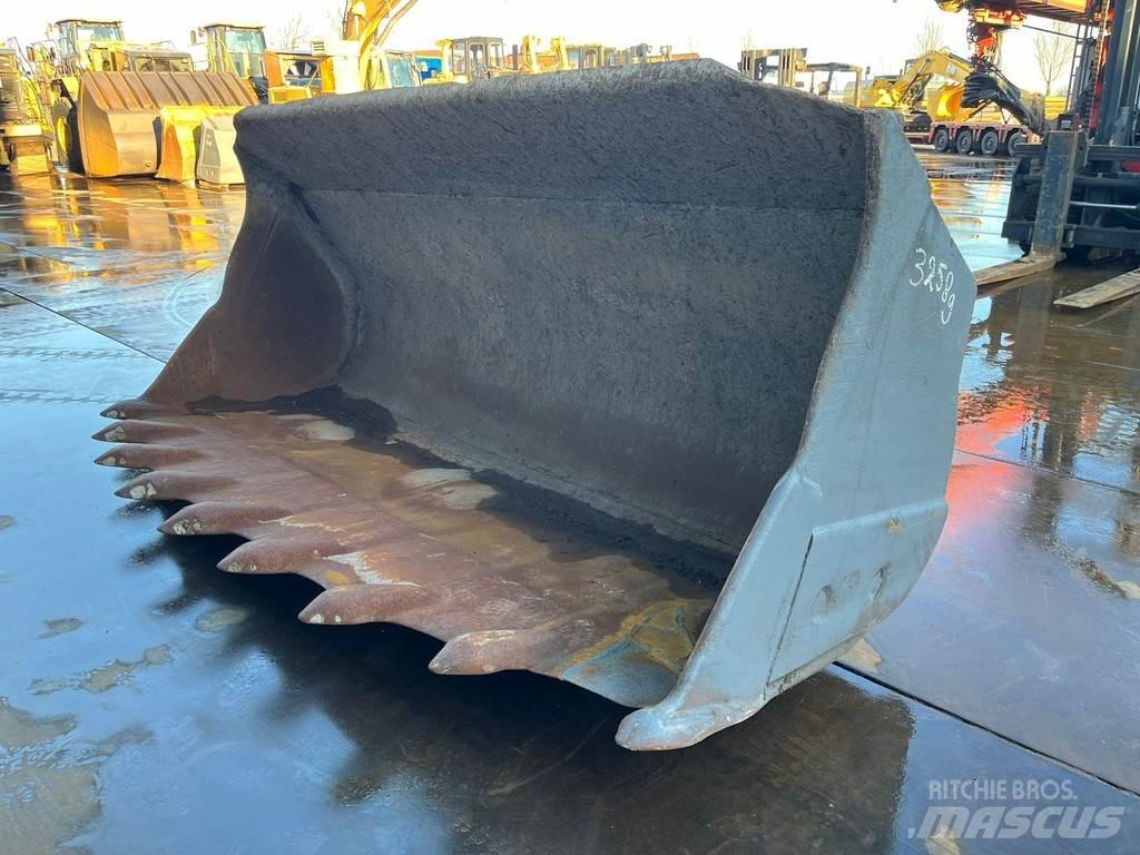 CAT 980 Bucket Pistoane