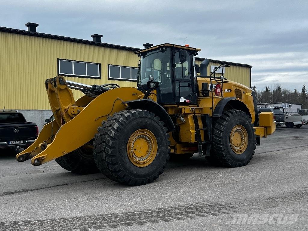 CAT 982 M Incarcator pe pneuri