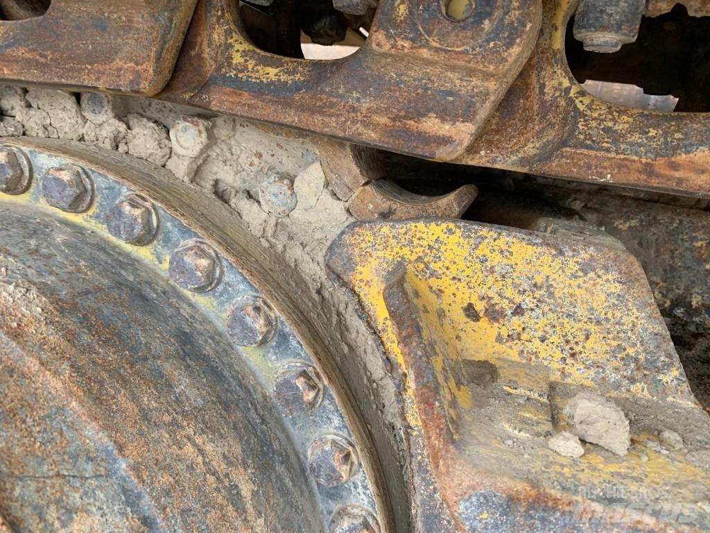 Komatsu D 61 PX-23 Buldozere pe senile