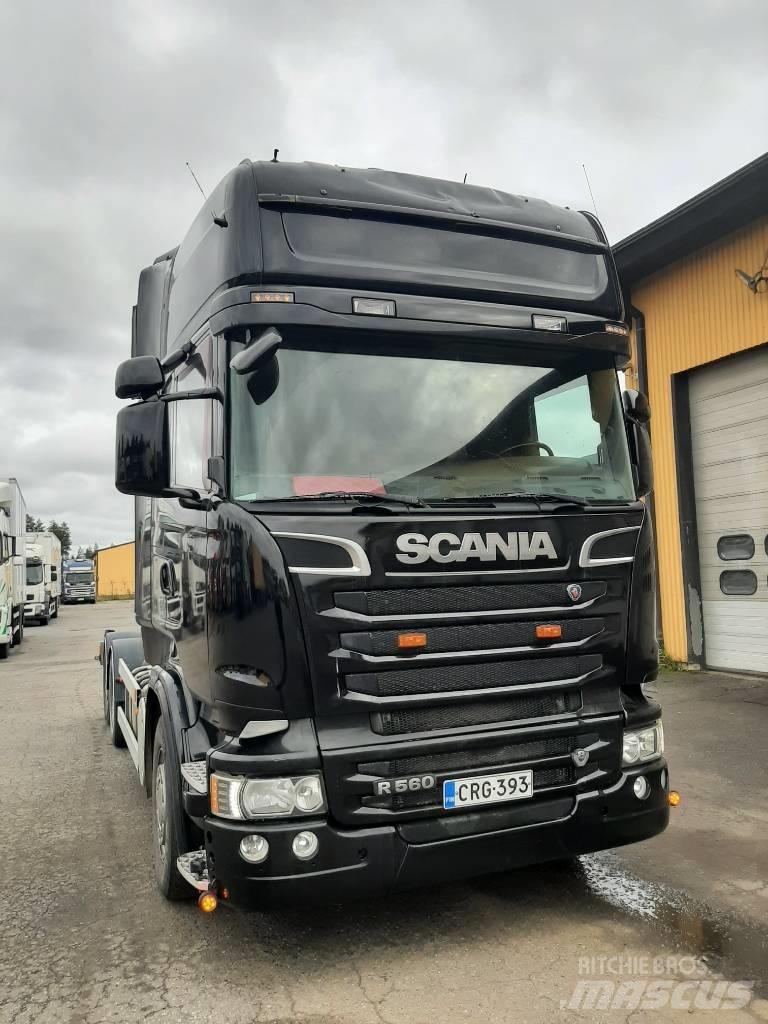 Scania R 560 Camion cu carlig de ridicare