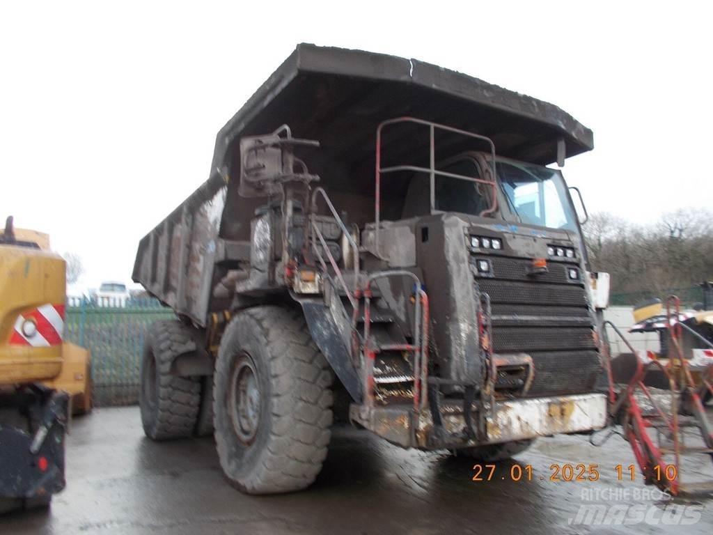 CAT 775G Camioane cu basculante rigide