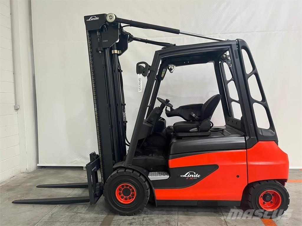 Linde E30-01 Stivuitor electric