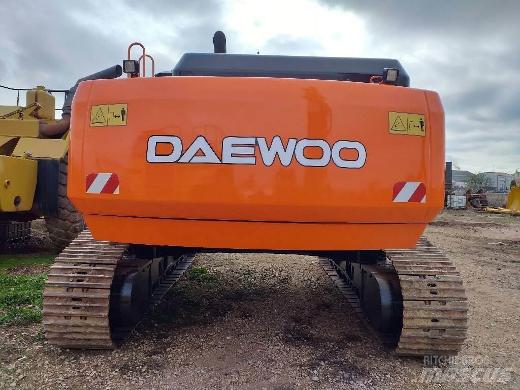 Daewoo 520 LC Excavatoare pe șenile
