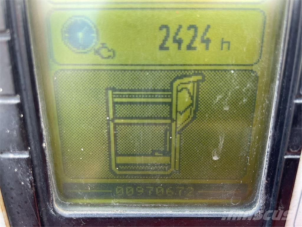 Manitou 160ATJ+ RC Nacele cu brat articulat