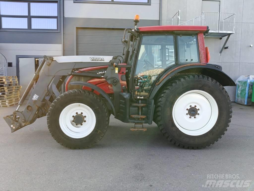 Valtra N 101 Tractoare