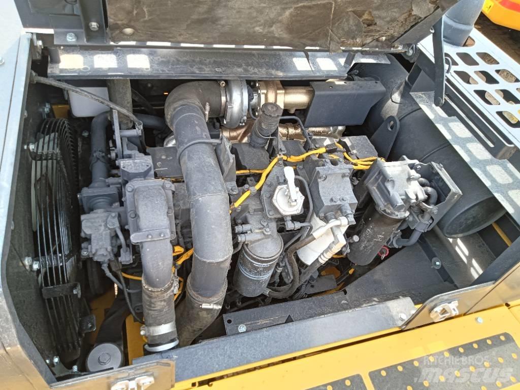 Komatsu PC 450-8 Excavatoare pe șenile
