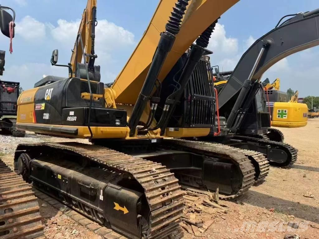 CAT 330 Excavatoare pe șenile
