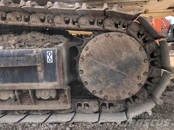 Komatsu PC450-8 Excavatoare pe șenile
