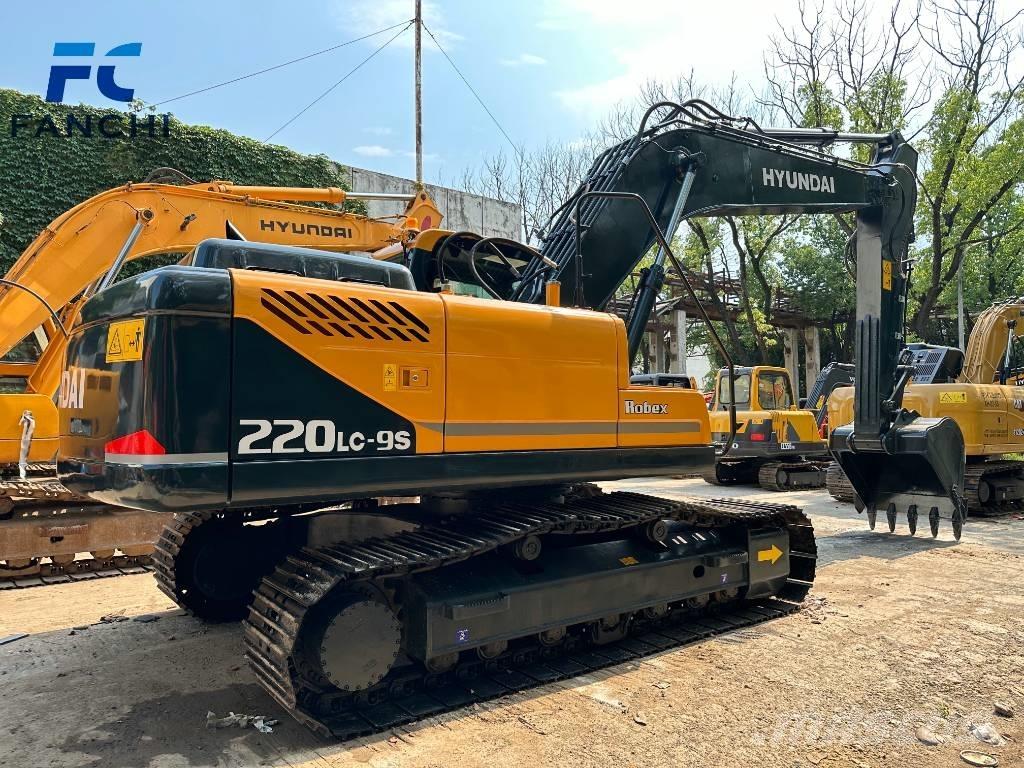 Hyundai 220lc-9s Excavatoare pe șenile
