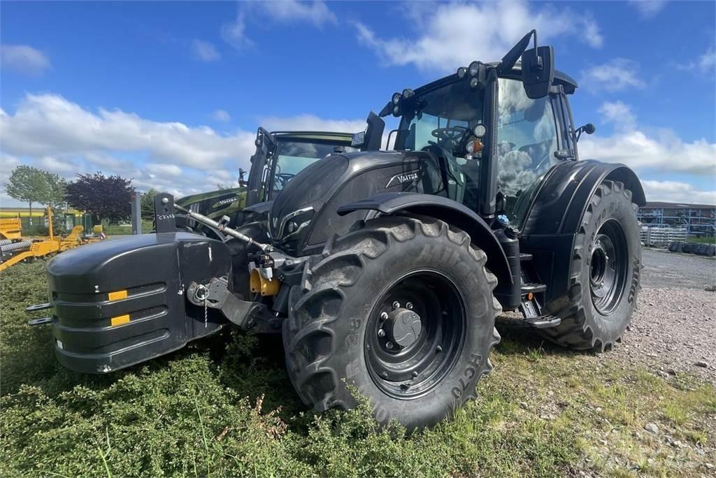 Valtra N 175 Tractoare