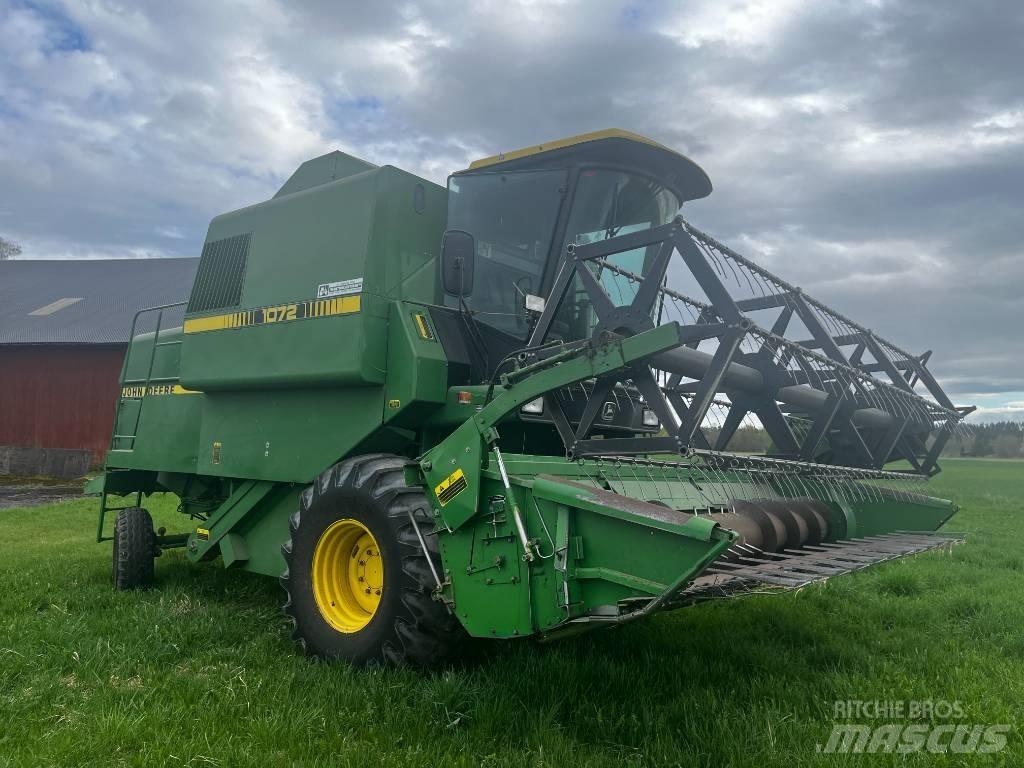 John Deere 1072 Combine de secerat