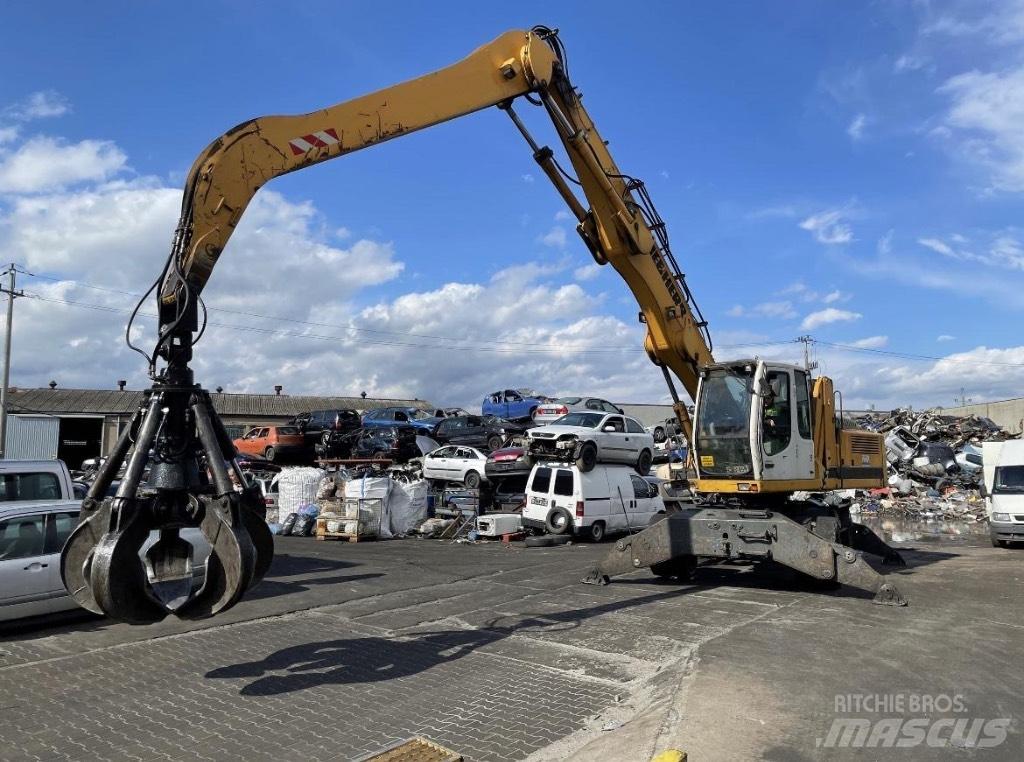 Liebherr 924 Paleta de manipulare