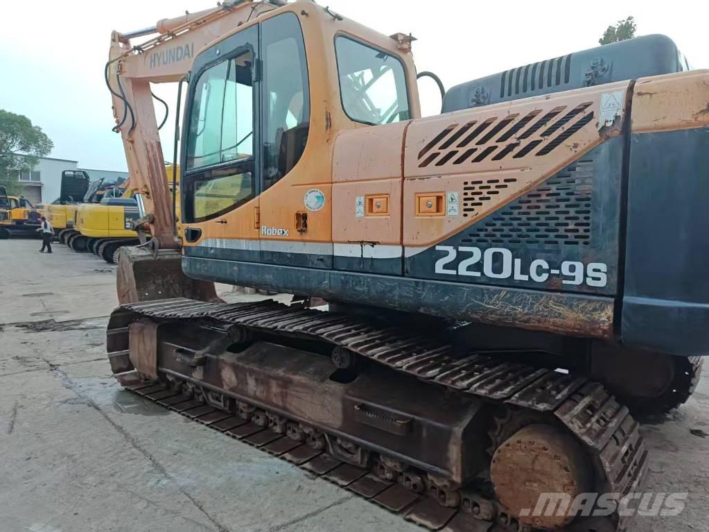 Hyundai R220LC-9S Excavatoare pe șenile
