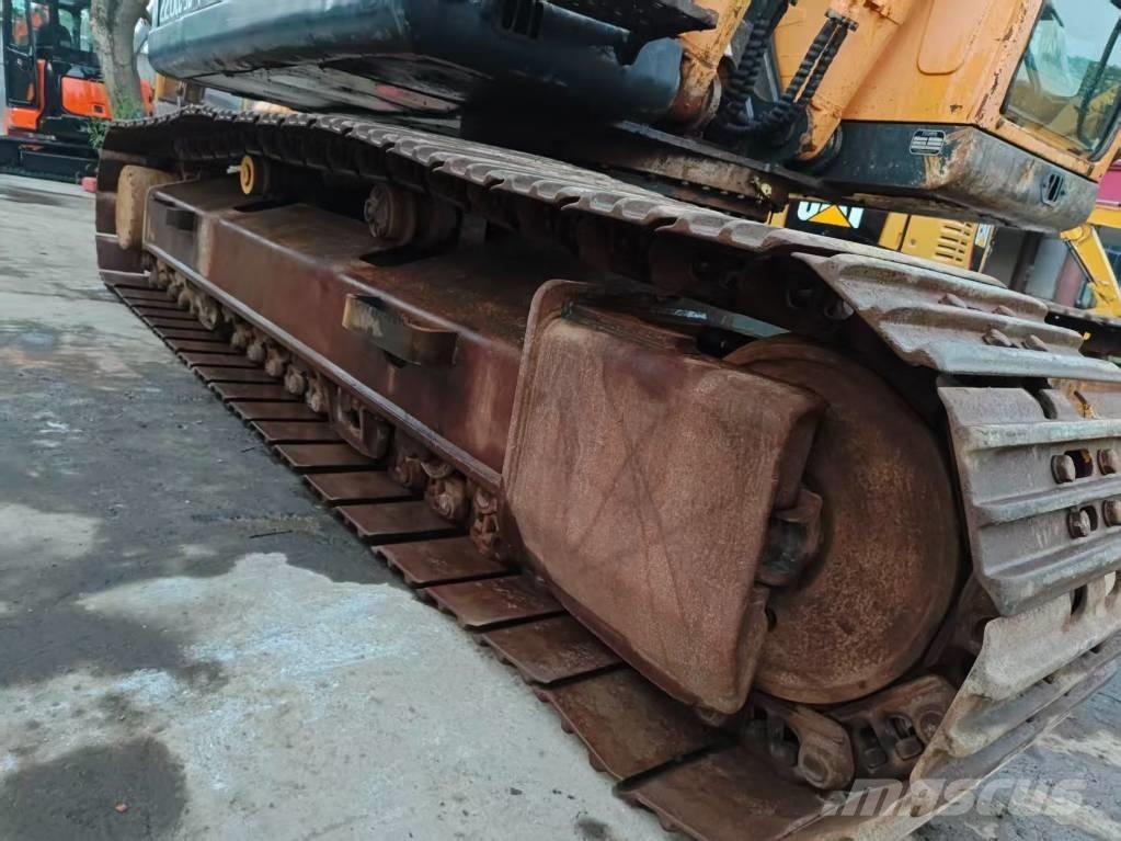 Hyundai R220LC-9S Excavatoare pe șenile
