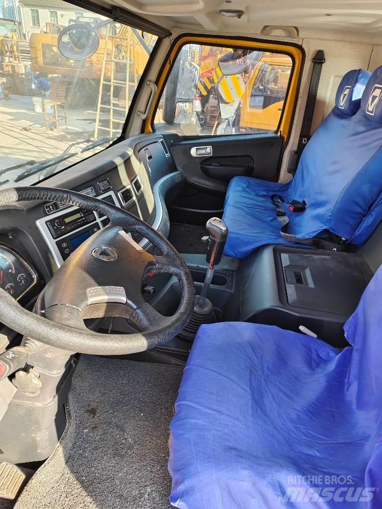 XCMG QY 35 K Macara pentru orice teren