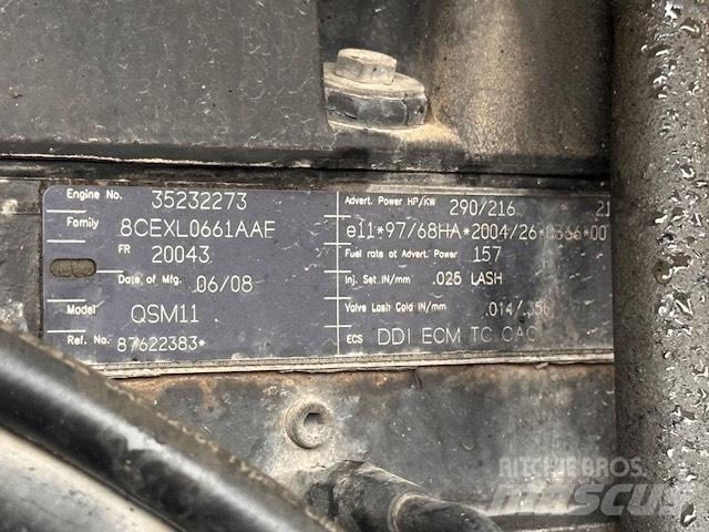 CASE 921 E Incarcator pe pneuri