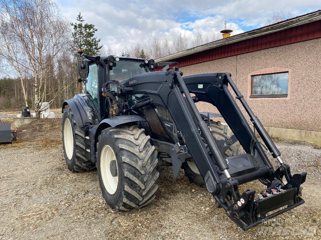 Valtra T254 V Tractoare