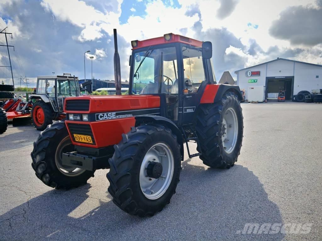 Case IH 1056 XL Tractoare