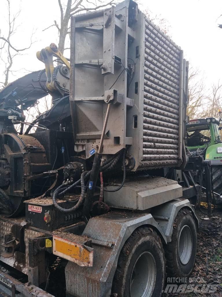 Mus-Max T 11 XL Masini de tocat lemn