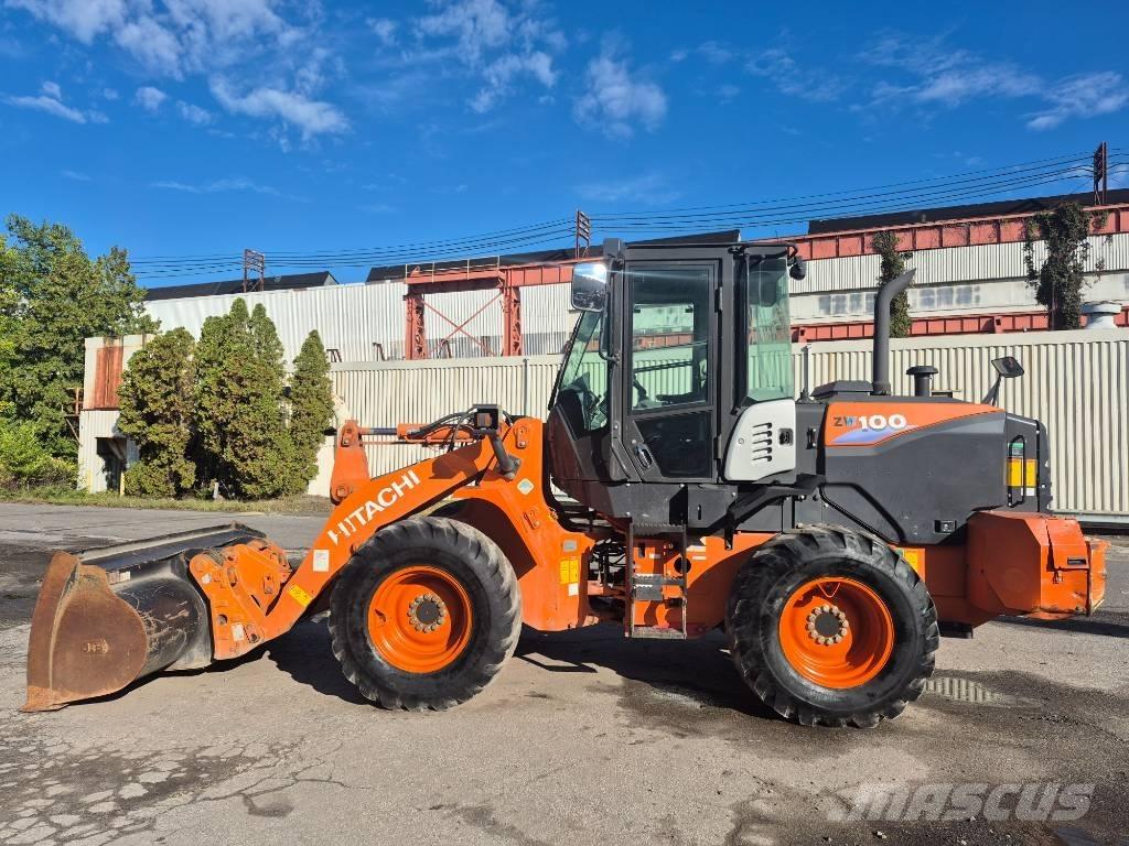 Hitachi ZW 100 Incarcator pe pneuri