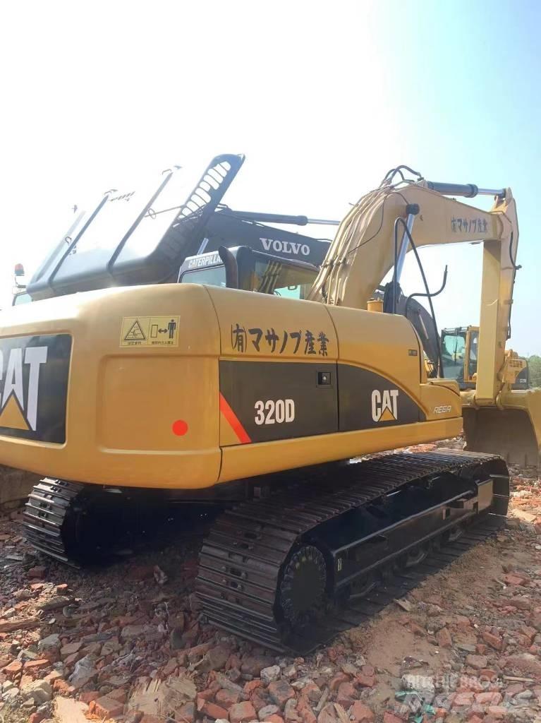 CAT 320 D Excavatoare pe șenile
