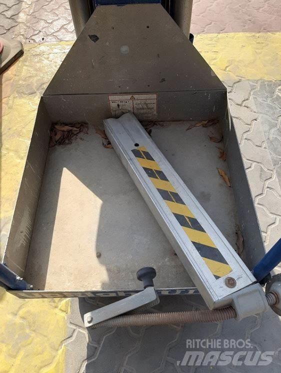 UpRight UL25AC Alte ascensoare si platforme