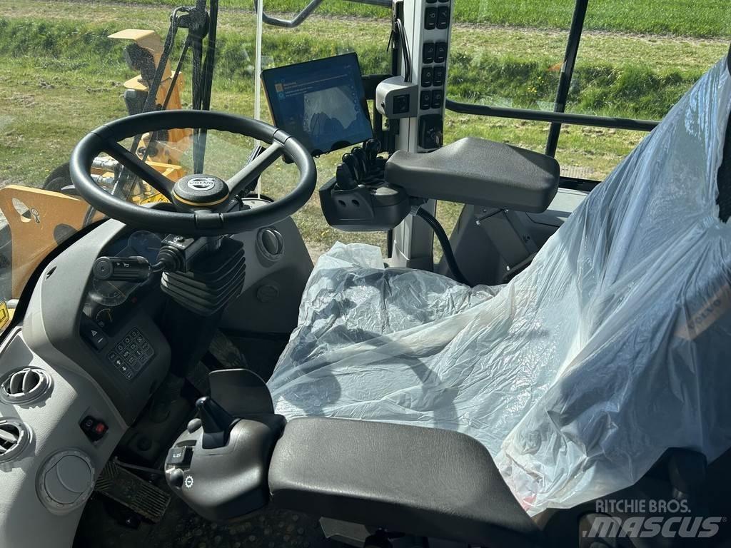 Volvo L120H Incarcator pe pneuri