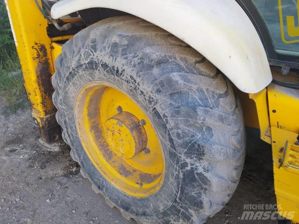 JCB 4 CX Buldoexcavatoare