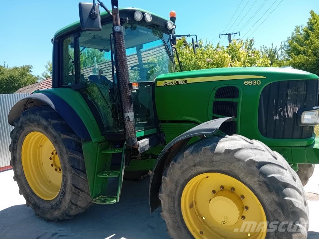 John Deere 6630 Tractoare