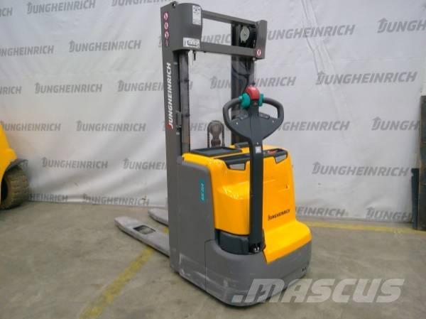Jungheinrich EJC 214 Transpaleta manuala