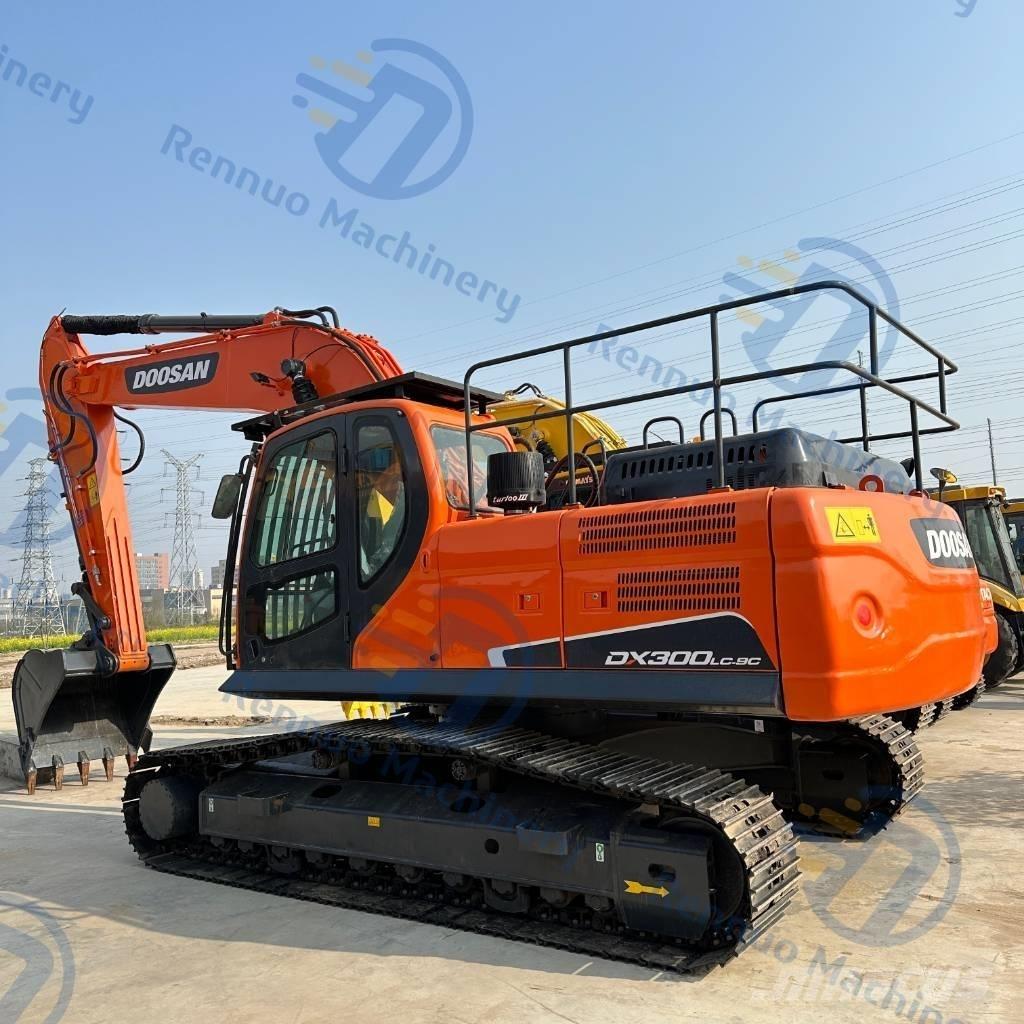 Doosan DX 300LC-9C Excavatoare pe șenile
