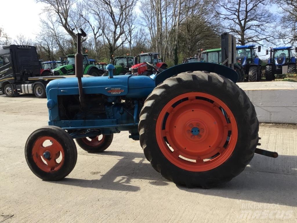 Fordson Power Major Tractoare