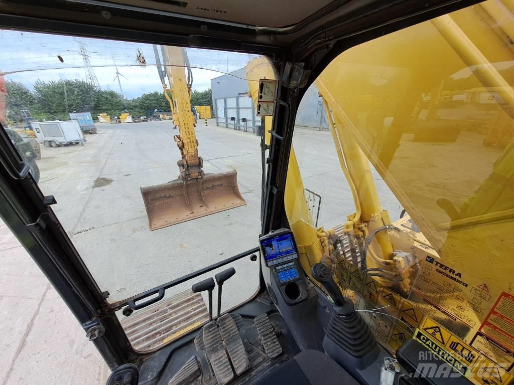 Komatsu HB365LC-3 Excavatoare pe șenile
