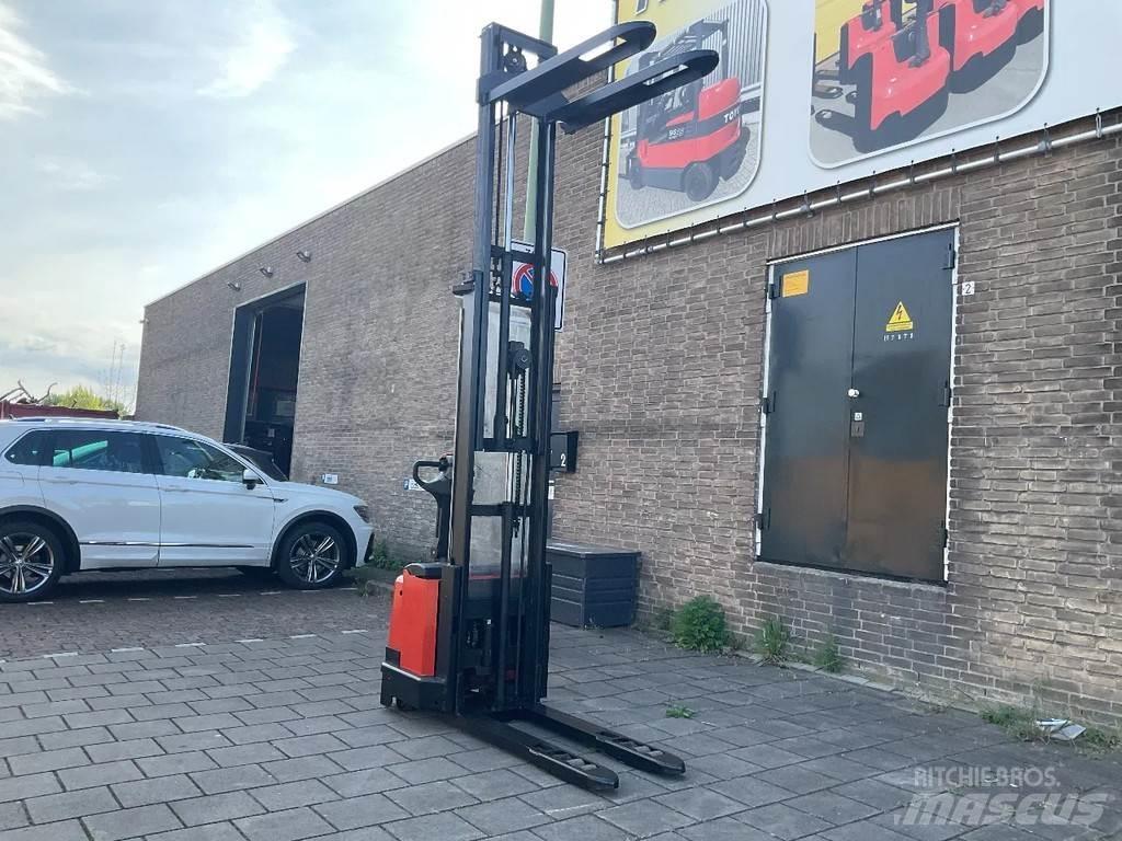 Toyota BT SWE120L Transpaleta manuala