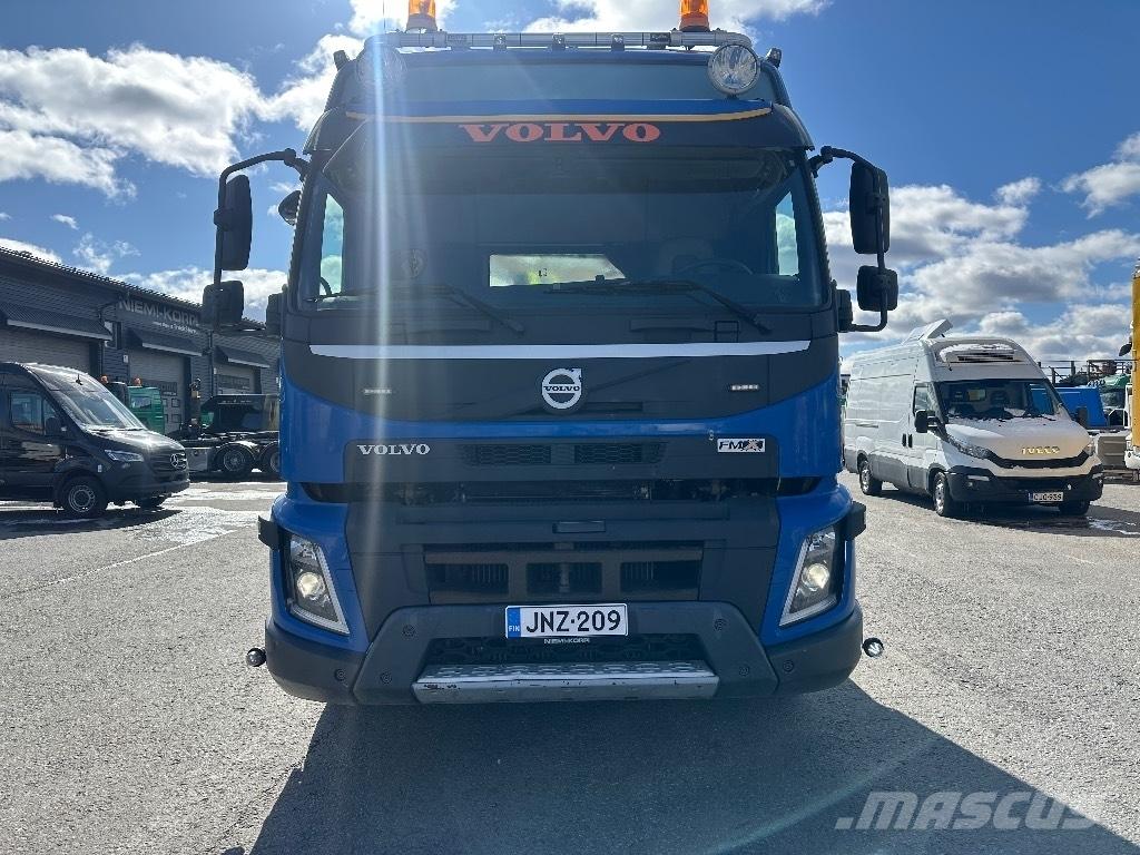 Volvo FMX 540 6x2*4 Camion cu carlig de ridicare