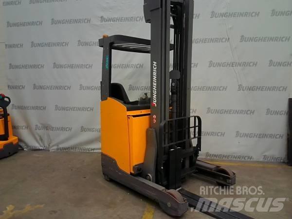 Jungheinrich ETV 214 Stivuitor cu catarg retractabil