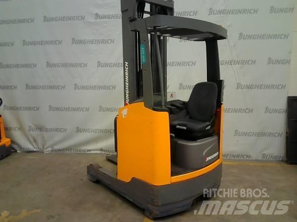 Jungheinrich ETV 214 Stivuitor cu catarg retractabil
