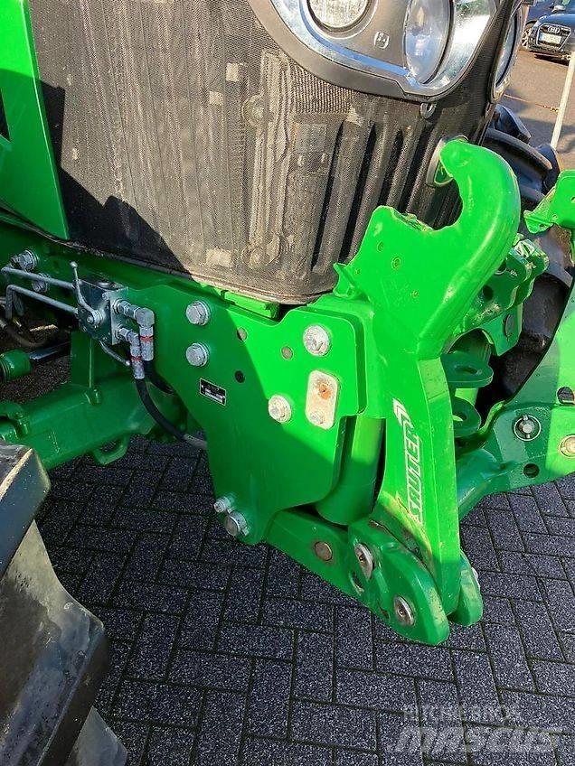 John Deere 6090M Tractoare