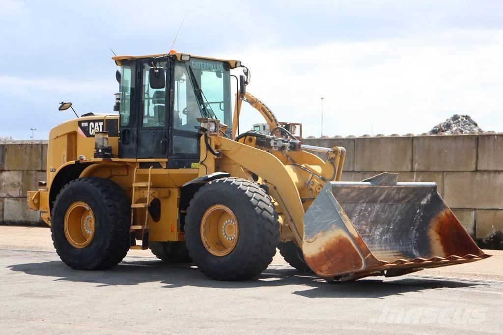 CAT 928H Incarcator pe pneuri