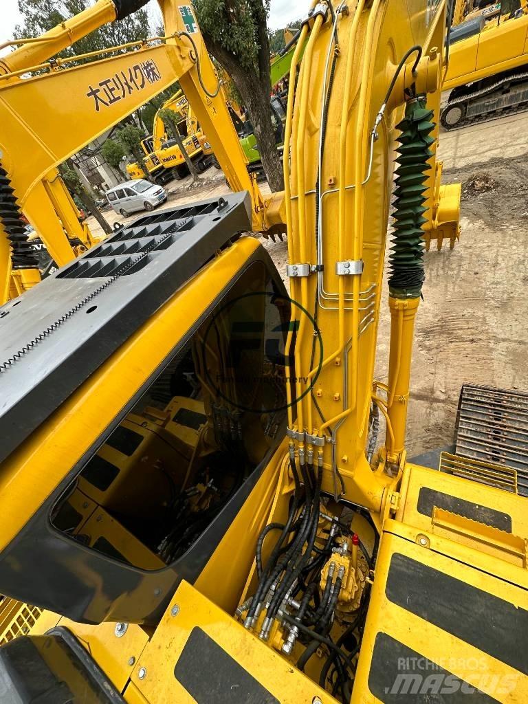 Komatsu PC 130-7 Excavatoare pe șenile
