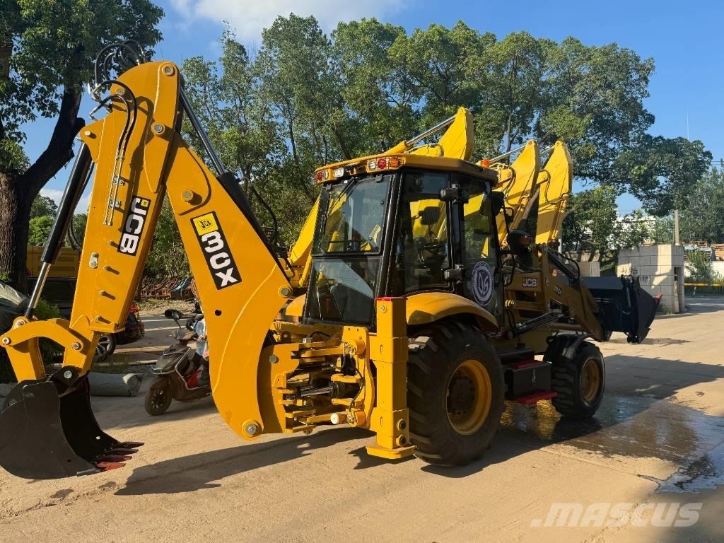 JCB 3CX Buldoexcavatoare