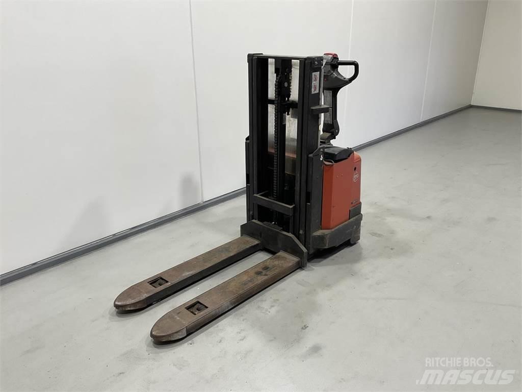 BT S16D Transpaleti autopropulsanti