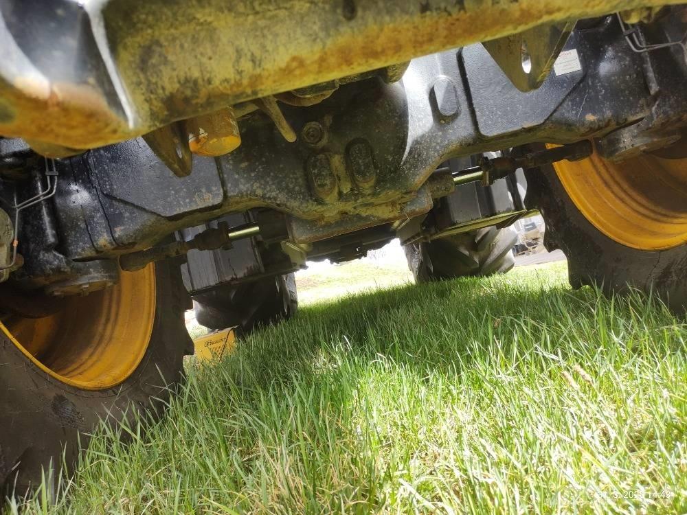 JCB Fastrac 8330 Tractoare