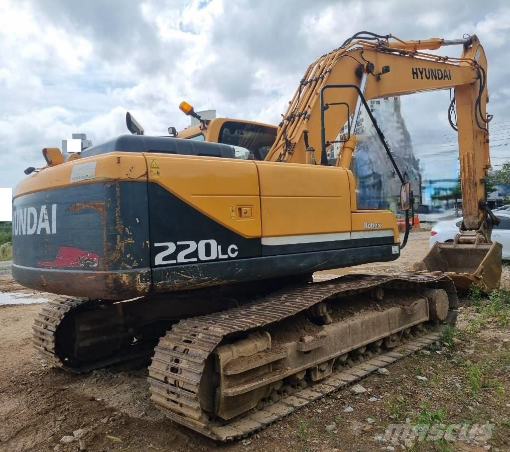 Hyundai Robex 220 LC Excavatoare pe șenile
