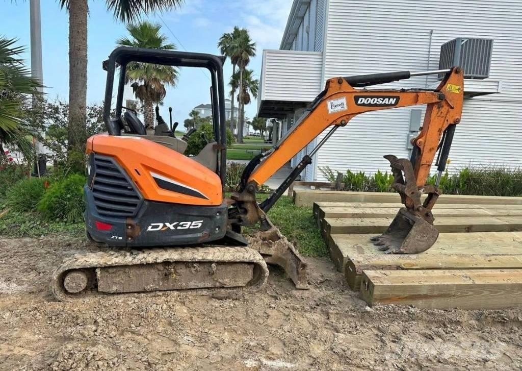 Doosan DX 35 Mini excavatoare < 7t