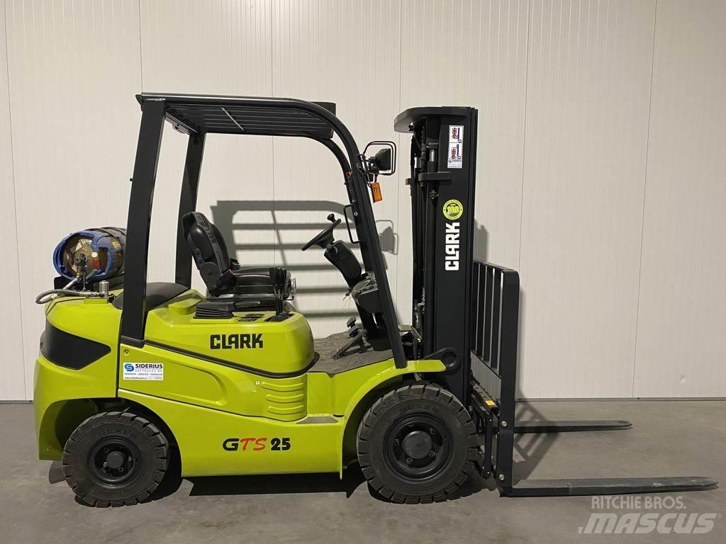 Clark GTS25 Stivuitor GPL